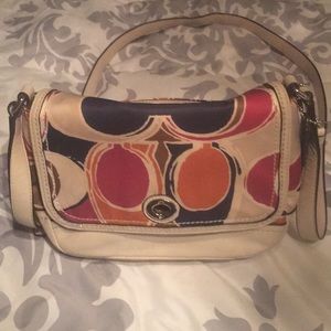 Auth. Crossbody coach bag in Excellent condition